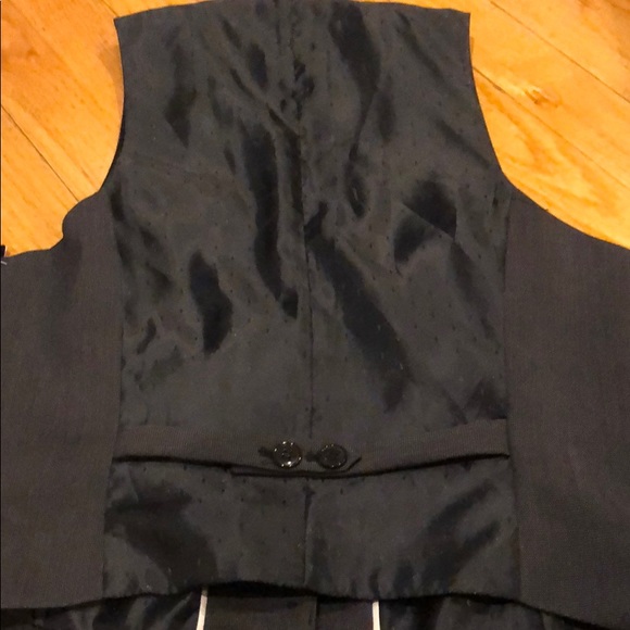 Best - Picture 4 of 5